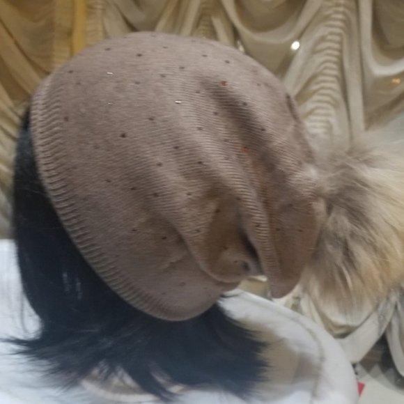 REAL raccoon pompom rhinestone hat - Picture 4 of 8